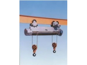 本系列鋼絲繩電動葫蘆主要適用于吊點距離不太長的小型水利、水電工程起吊閘門用。